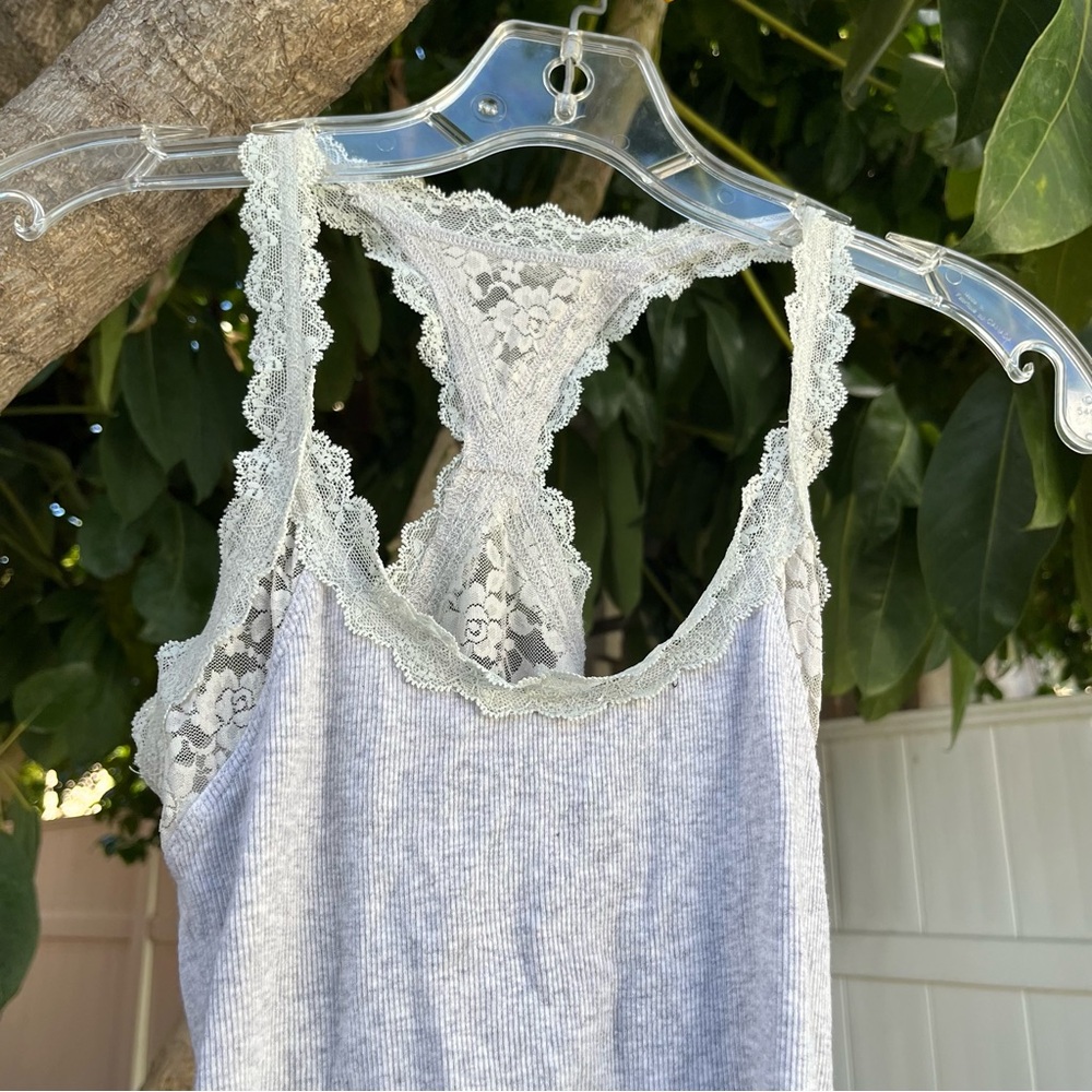 Abercrombie & Fitch Grey Tank Top With Lace Detailing  ! - Picture 3 of 14